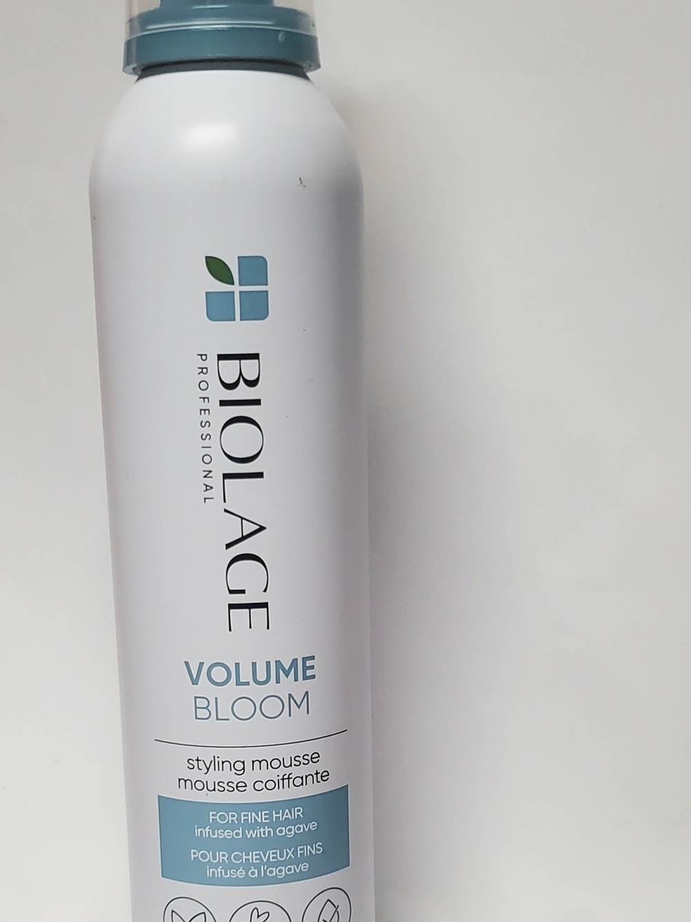 Matix Styling Mousse - White with Light Blue Accents